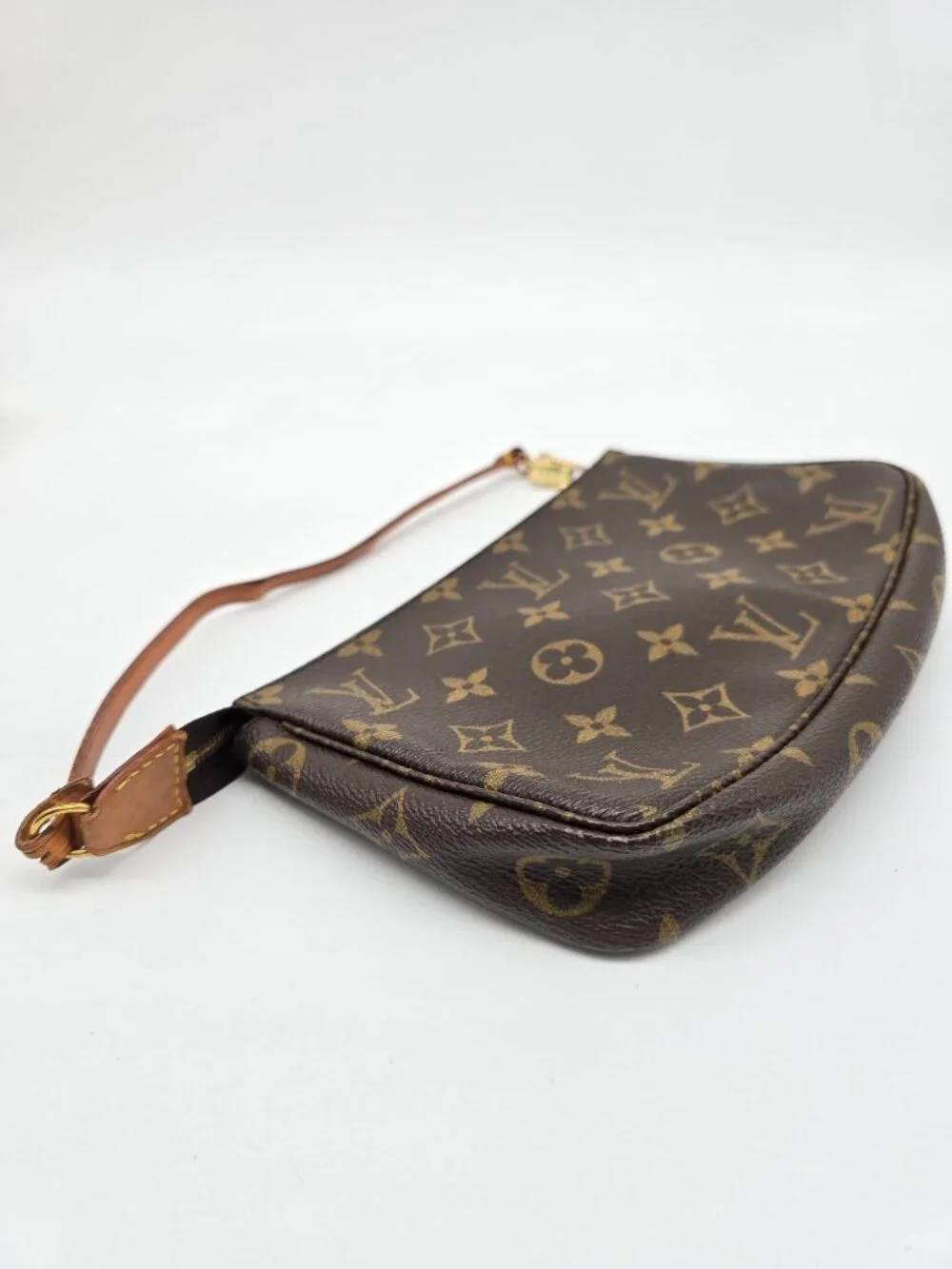 Authentic Louis Vuitton Pochette Accessoires Monogram Canvas Shoulder Bag